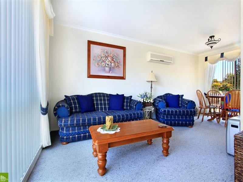 12 Derwent Place, Albion Park NSW 2527