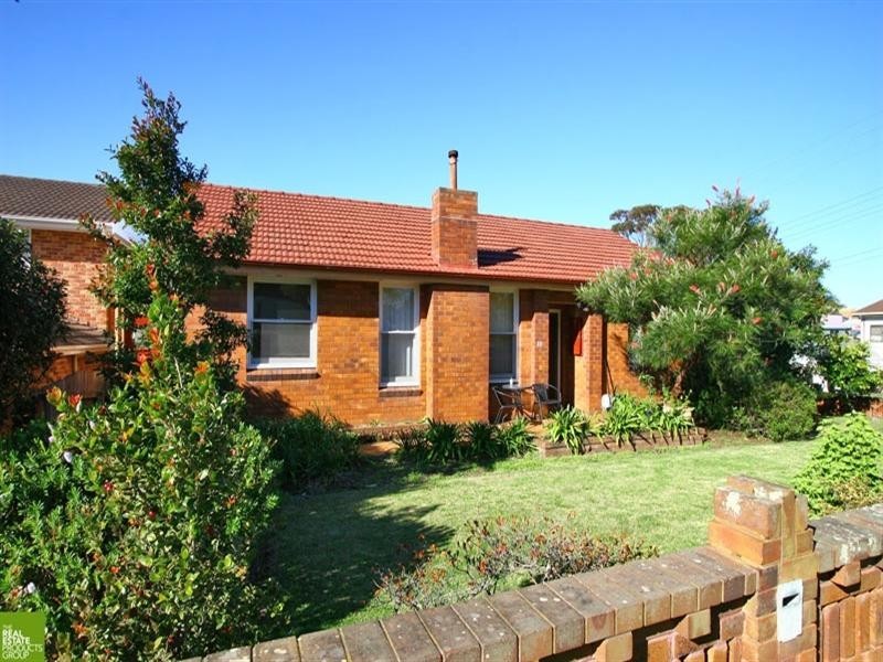 11 Towns Street, Shellharbour NSW 2529