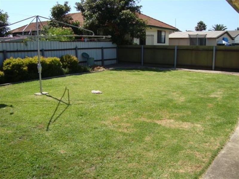 59 Lake Entrance Road, Warilla NSW 2528