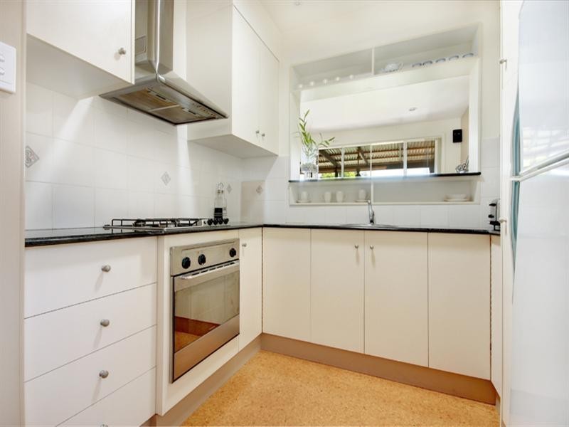 182 Lakeview Parade, Primbee NSW 2502