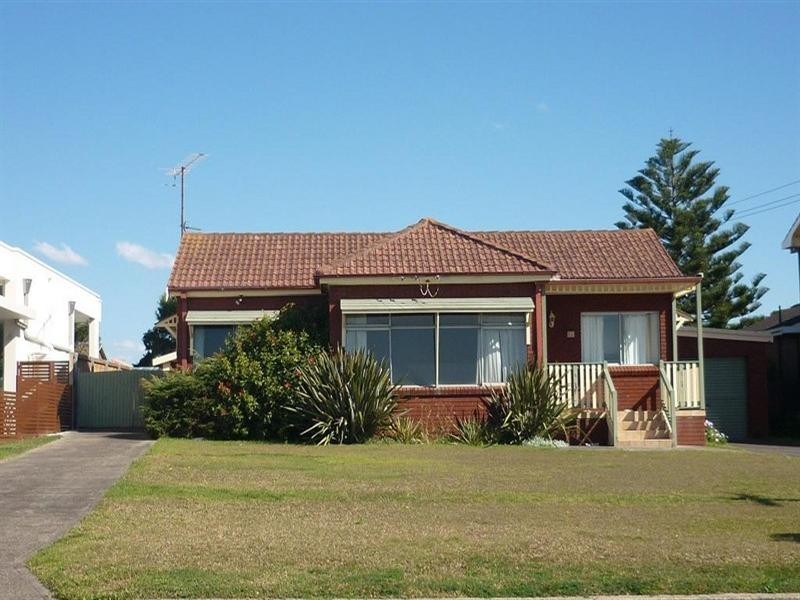 66 Headland Parade, Barrack Point NSW 2528