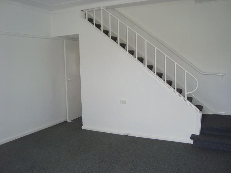 6 Bristol Street, Berkeley NSW 2506