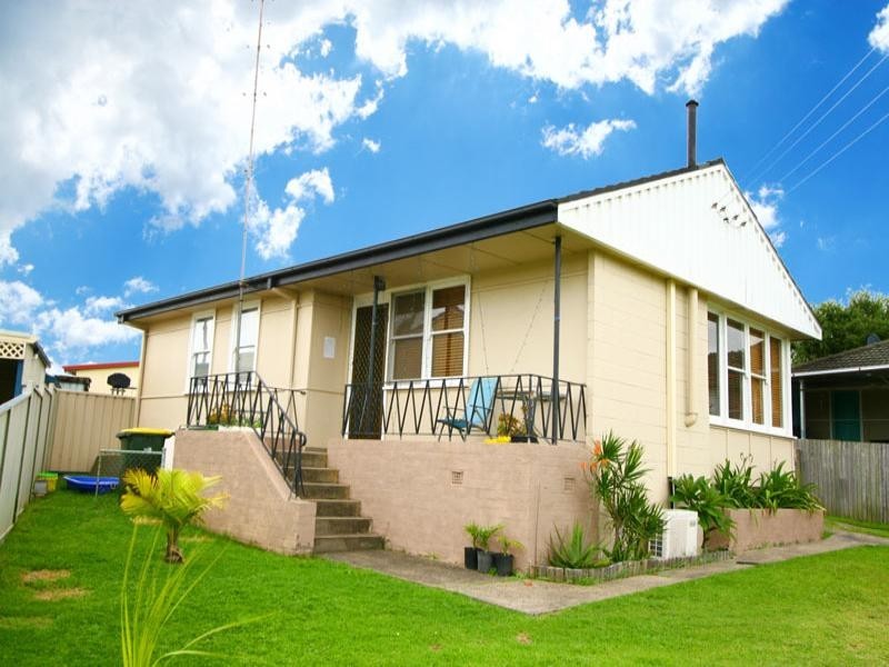48 Leawarra Avenue, Barrack Heights NSW 2528