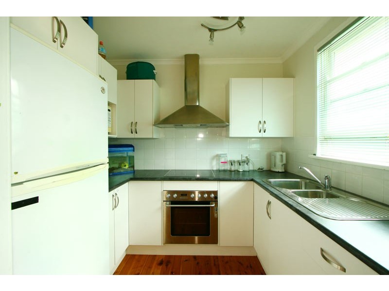48 Leawarra Avenue, Barrack Heights NSW 2528