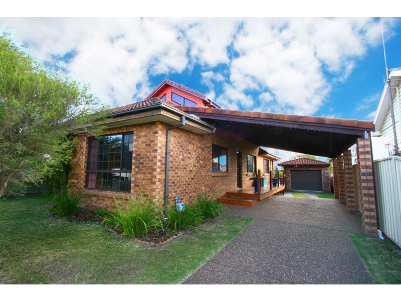 36 Sassafrass Avenue, Windang NSW 2528