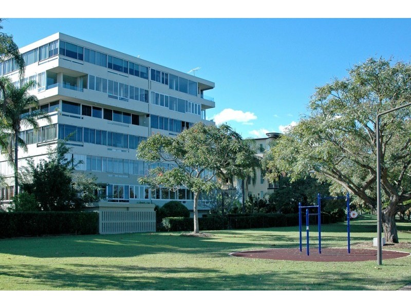 128 Oxlade Drive, New Farm QLD 4005