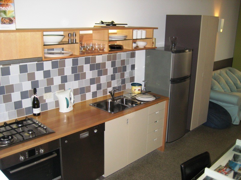 106/16 Skyring Terrace, Teneriffe QLD 4005