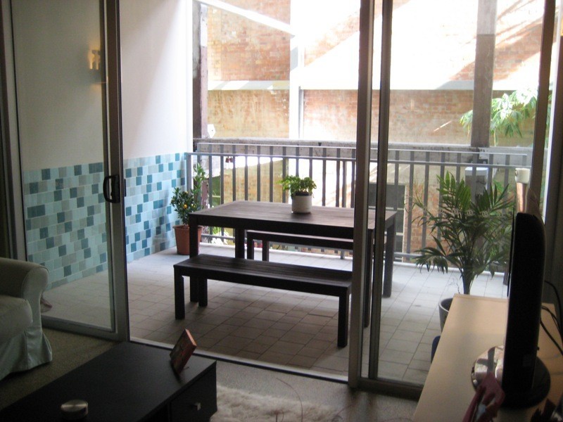 106/16 Skyring Terrace, Teneriffe QLD 4005