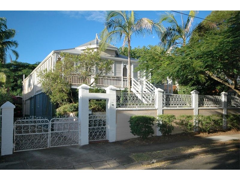 10 Hazlewood Street, New Farm QLD 4005