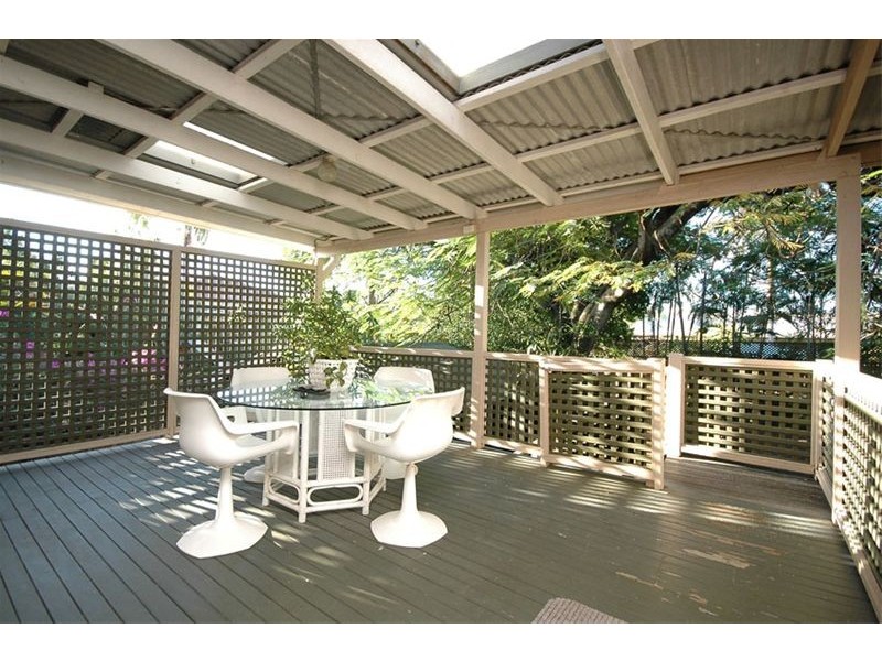 10 Hazlewood Street, New Farm QLD 4005