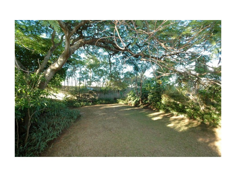 10 Hazlewood Street, New Farm QLD 4005