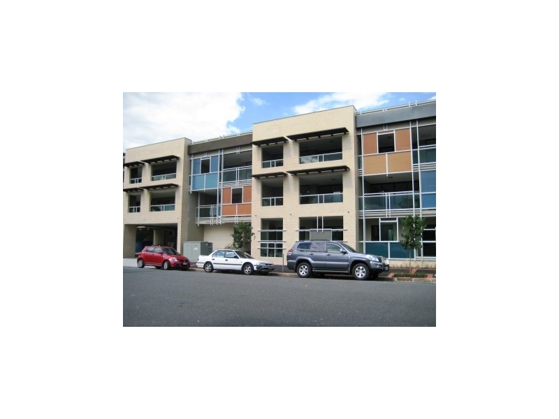 3/7 Helen Street, Newstead QLD 4006