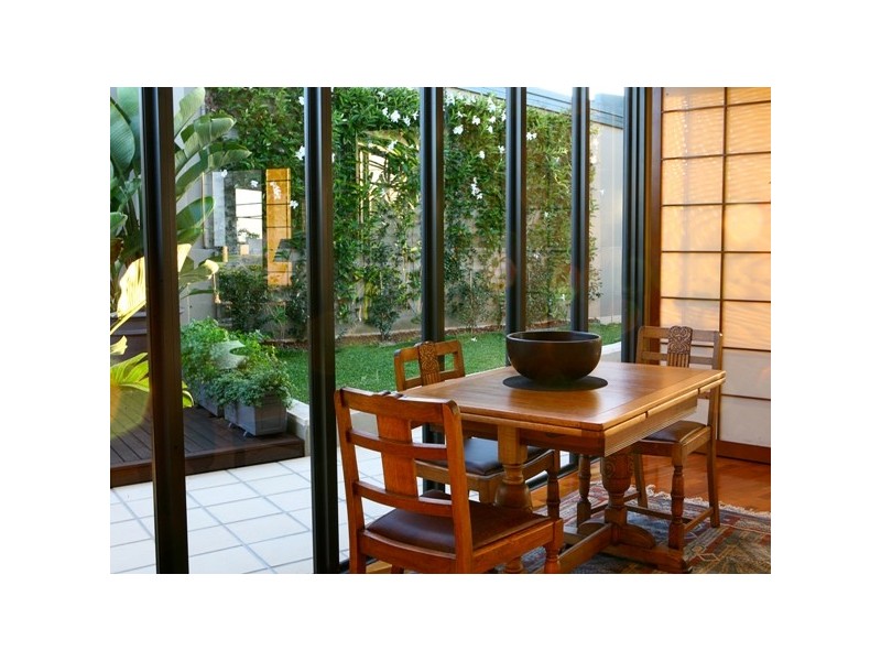 21/110 Commercial Road, Newstead QLD 4006