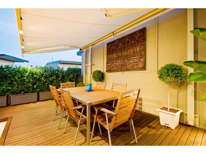 21/110 Commercial Road, Newstead QLD 4006