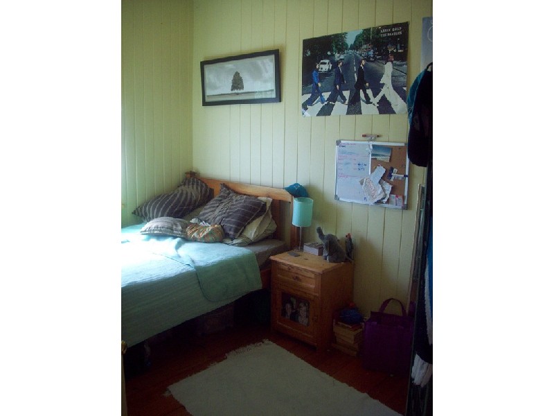 15 Water Street, Red Hill QLD 4059