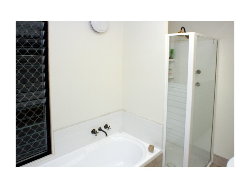 96 Pearson Street, Kangaroo Point QLD 4169