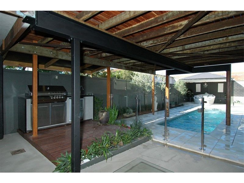 35 Burlington Street, Brisbane QLD 4000