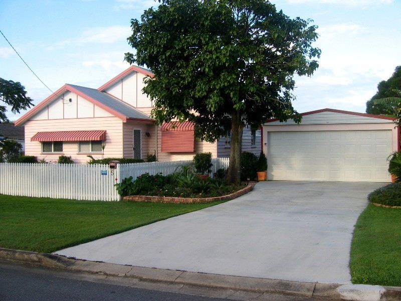 5 Golden Square, Hendra QLD 4011