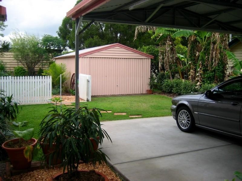 5 Golden Square, Hendra QLD 4011