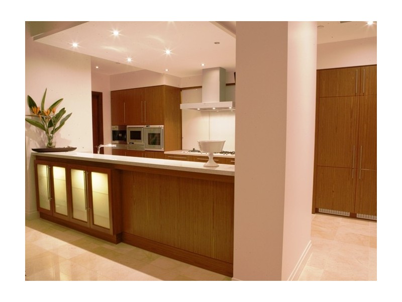 39 Castlebar Street, Kangaroo Point QLD 4169