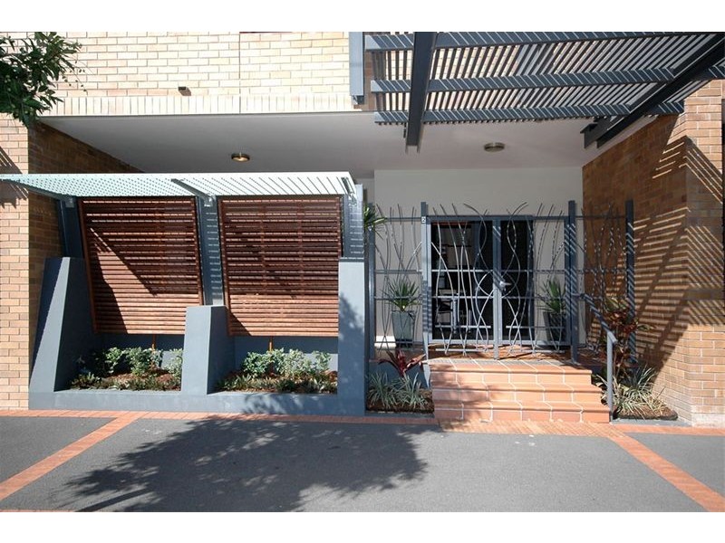 31 Helen Street, Teneriffe QLD 4005