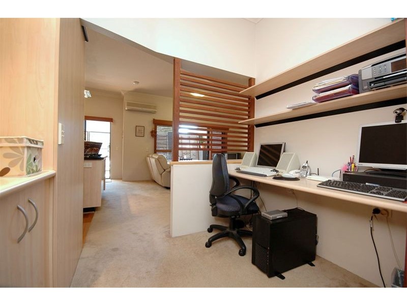 31 Helen Street, Teneriffe QLD 4005