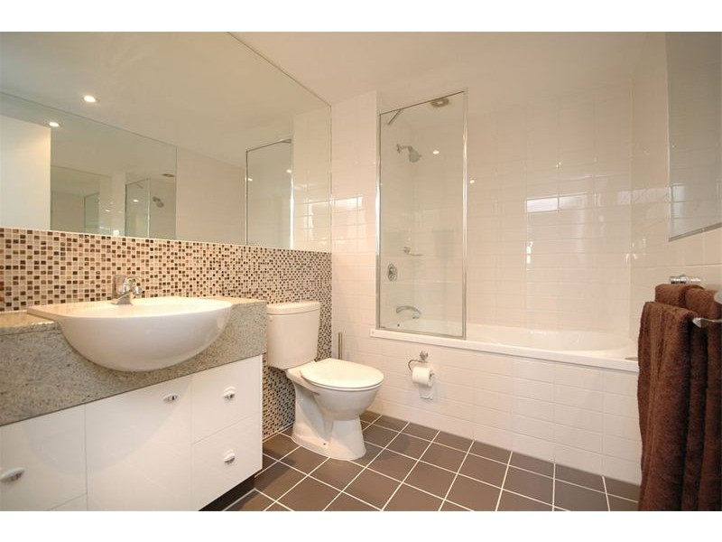 5/1 Newstead Avenue, Newstead QLD 4006