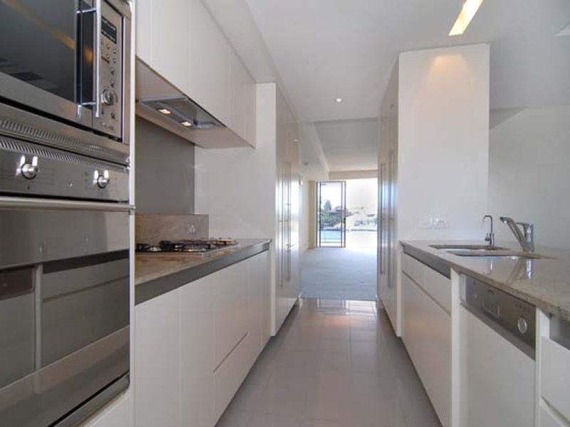 3321/30 Hollins Crescent, New Farm QLD 4005