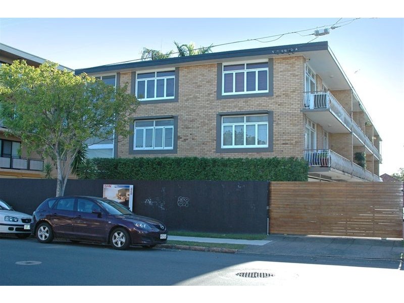 2/150 Kent Street, New Farm QLD 4005