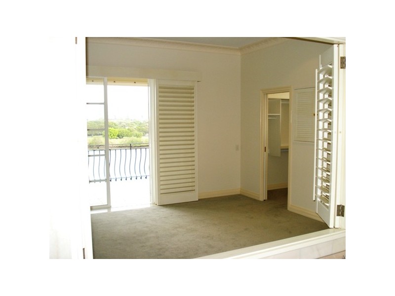 14 Aaron Avenue, Hawthorne QLD 4171