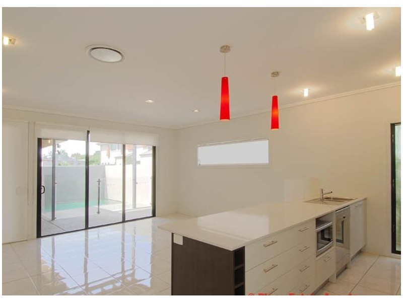 112 Love Street, Bulimba QLD 4171