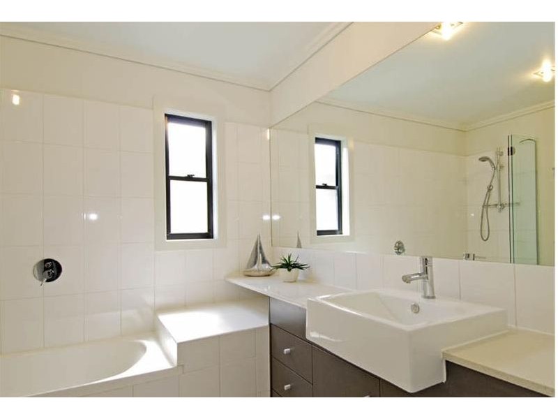 128 Love Street, Bulimba QLD 4171