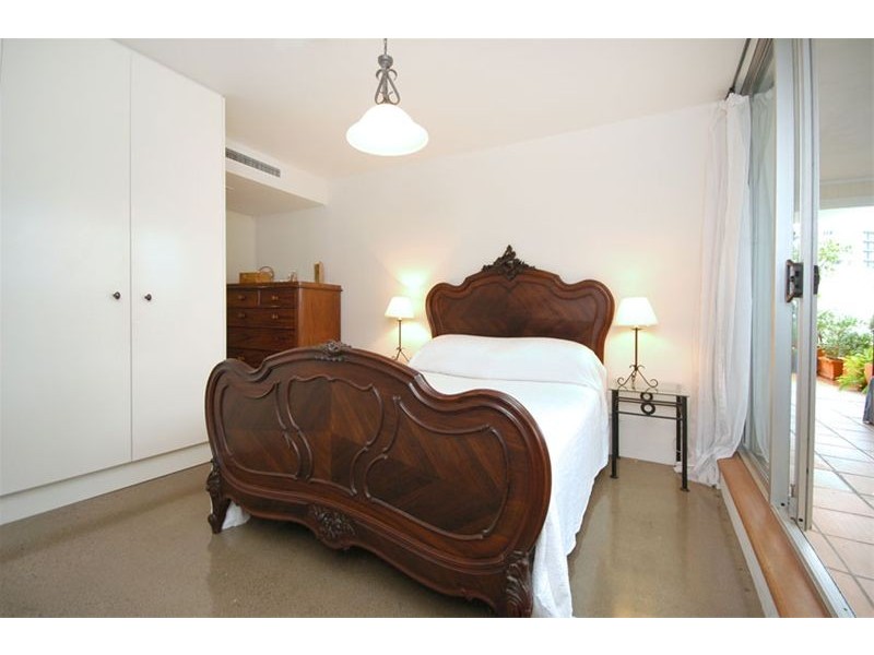 2/69 Leichhardt Street, Spring Hill QLD 4000