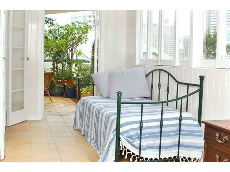 2/69 Leichhardt Street, Spring Hill QLD 4000