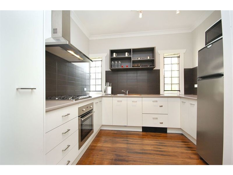 2/713 Brunswick Street, New Farm QLD 4005