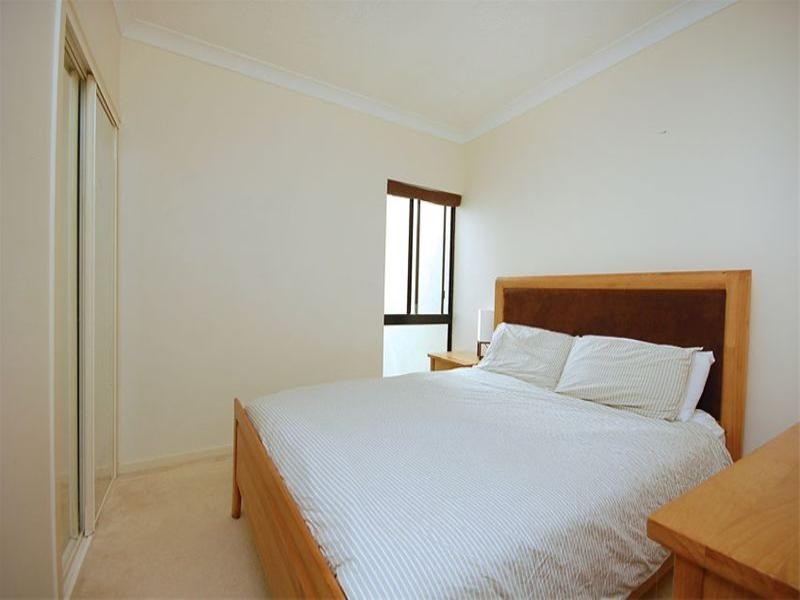13/120 Commercial Road, Teneriffe QLD 4005