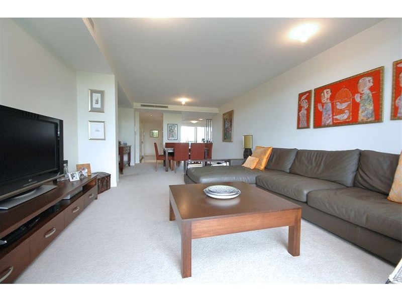 30 Hollins Crescent, New Farm QLD 4005