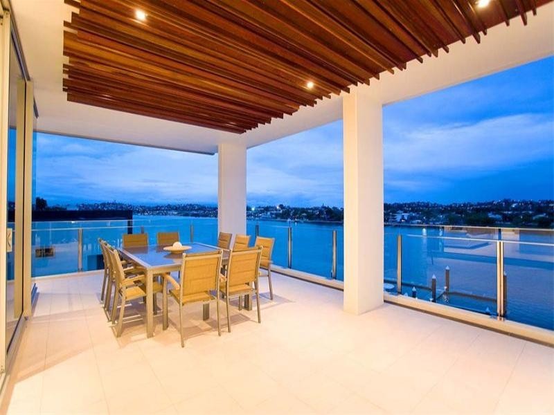 30 One Macquarie Street, Newstead QLD 4006