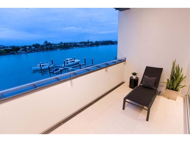 30 One Macquarie Street, Newstead QLD 4006