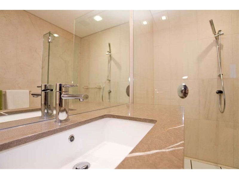 30 One Macquarie Street, Newstead QLD 4006