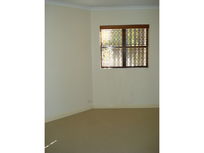 2/15 Newstead Avenue, Newstead QLD 4006