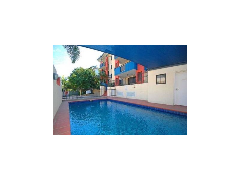 2/15 Newstead Avenue, Newstead QLD 4006