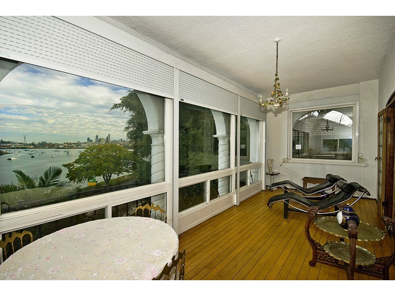 19 Hillside Crescent, Hamilton QLD 4007