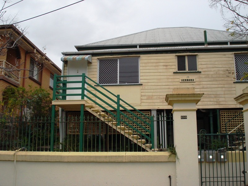 2/298 Harcourt Street, New Farm QLD 4005