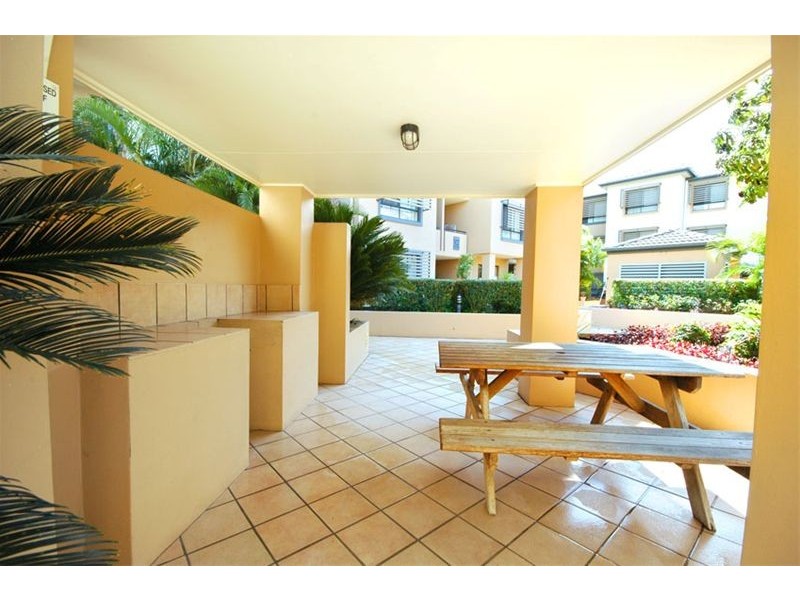 15/52 Newstead Terrace, Newstead QLD 4006