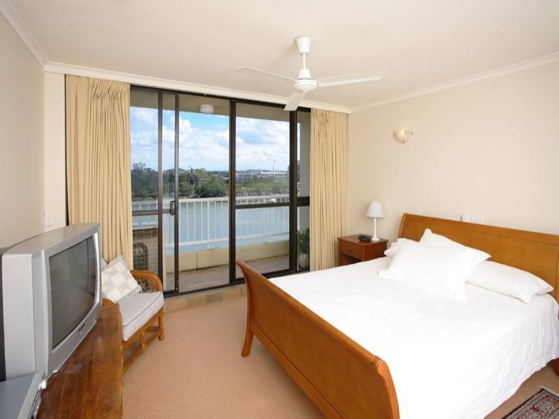 801/148 Oxlade Drive, New Farm QLD 4005