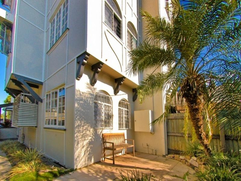 1/71 Merthyr Road, New Farm QLD 4005