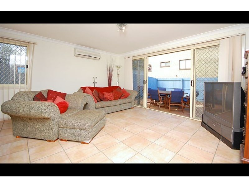 2/18 Hutchins Street, Kedron QLD 4031