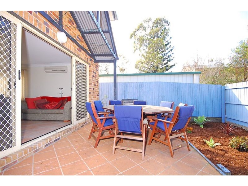 2/18 Hutchins Street, Kedron QLD 4031