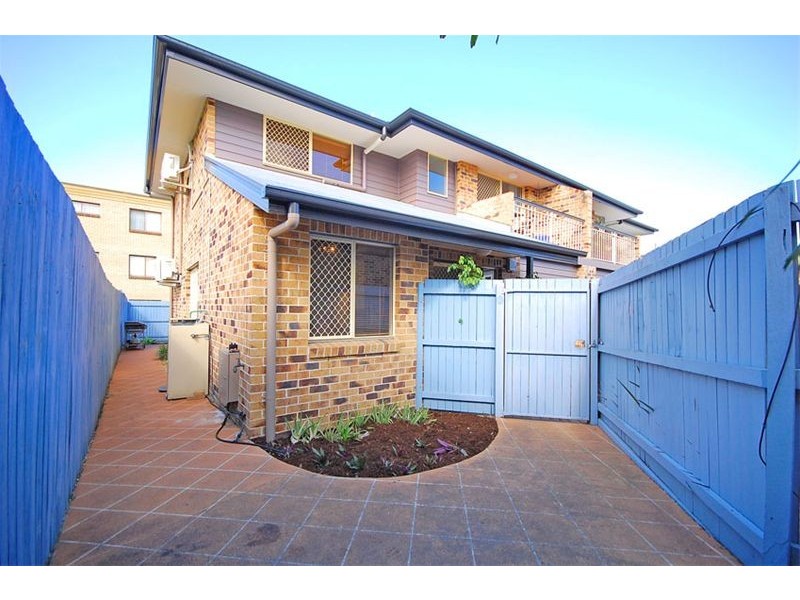 2/18 Hutchins Street, Kedron QLD 4031